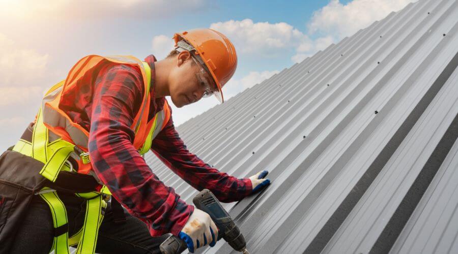Professional Emergency Roof Repairs services in Waterbury, VT